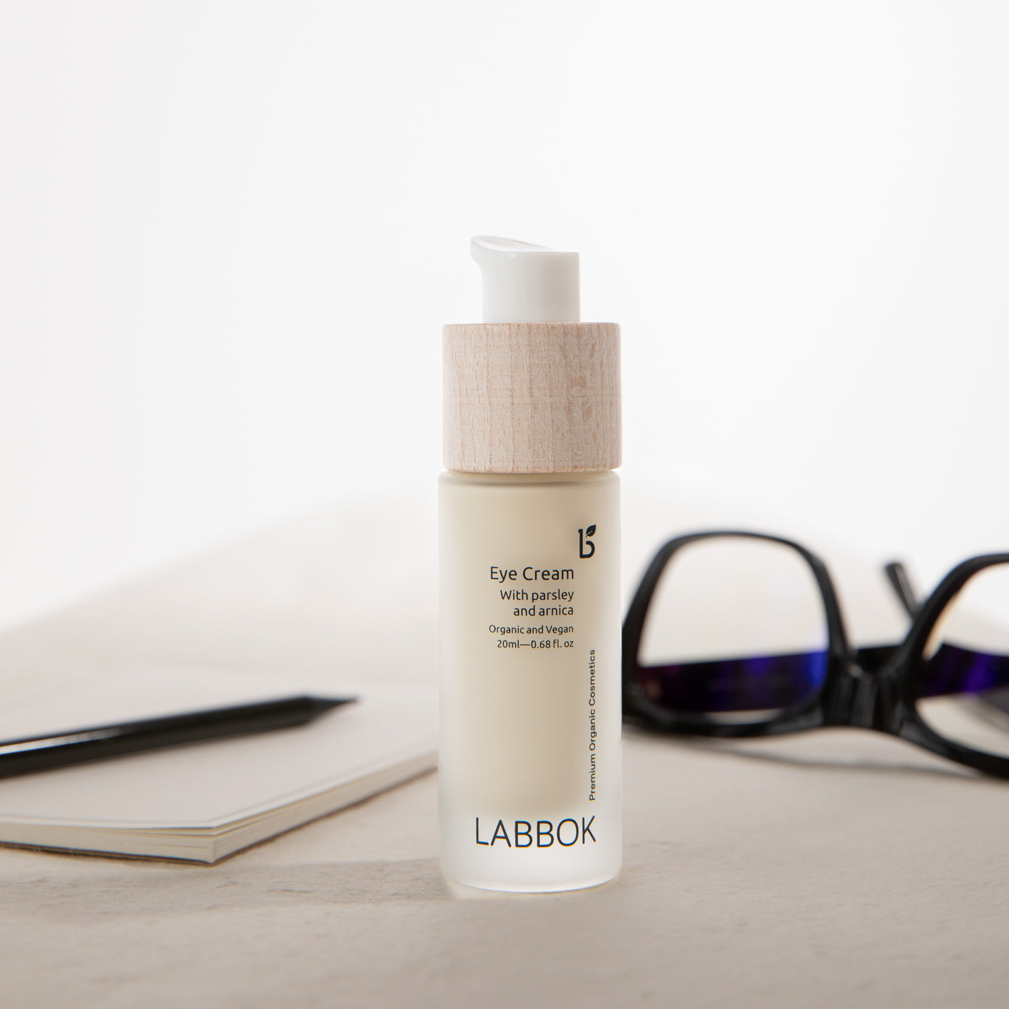 Κρέμα ματιών Labbok για μαύρους κύκλους και πρήξιμο, 20ml