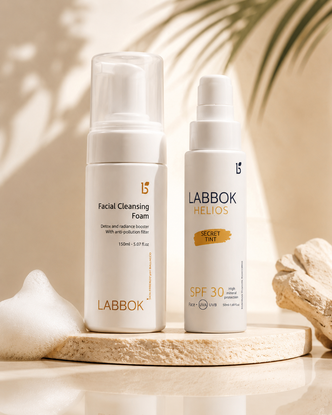 Tinted Mineral Sunscreen SPF 30+ Cleansing Foam with UV filters