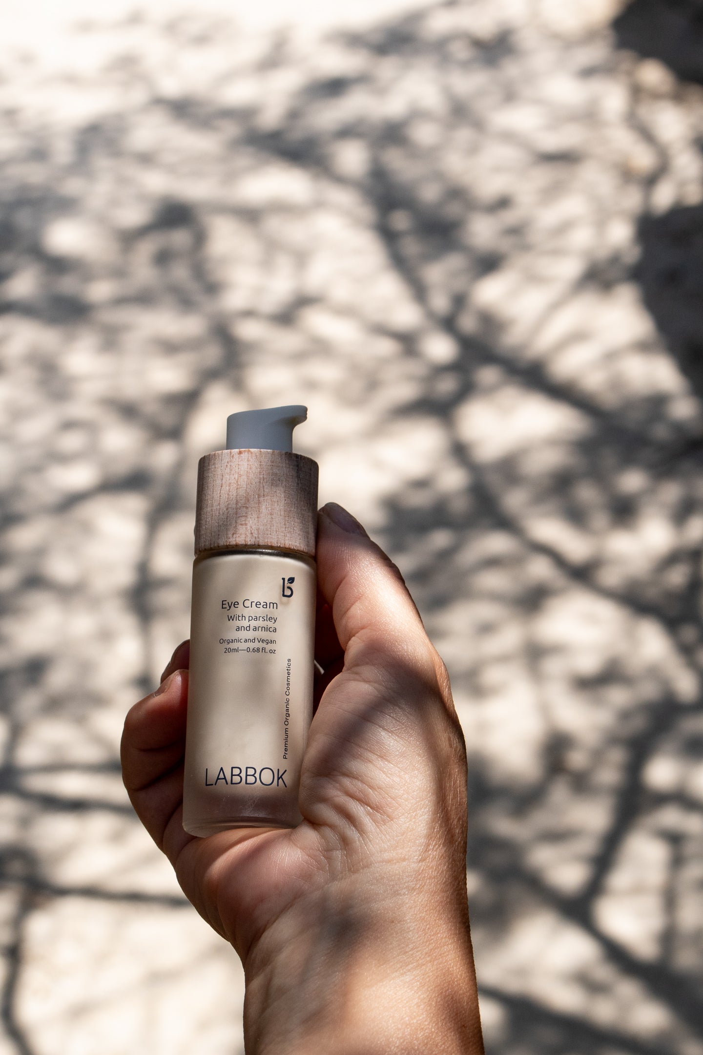 Κρέμα ματιών Labbok για μαύρους κύκλους και πρήξιμο, 20ml