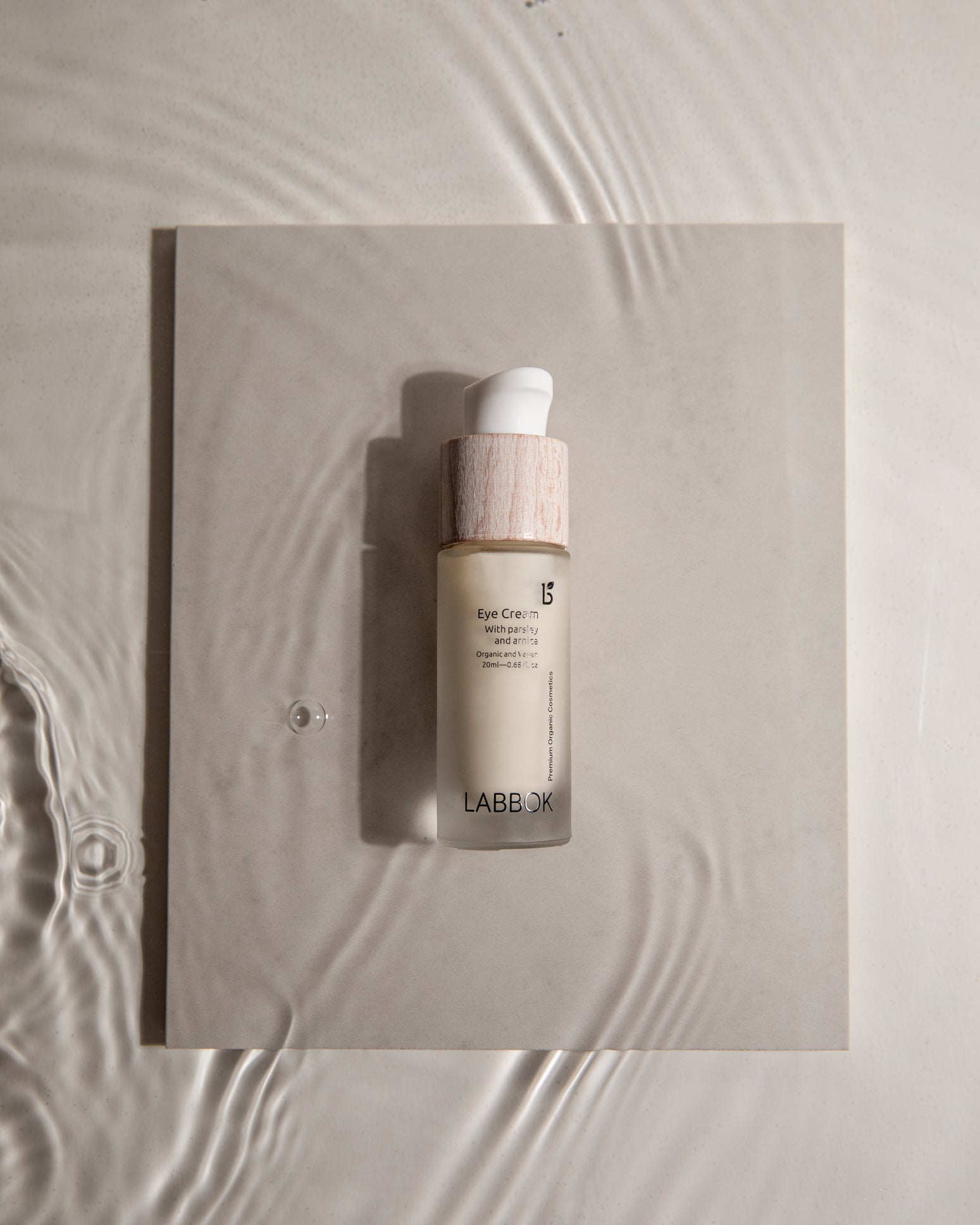 Κρέμα ματιών Labbok για μαύρους κύκλους και πρήξιμο, 20ml